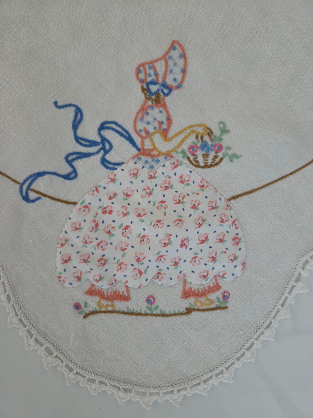 Vintage Cottage Core Table Topper